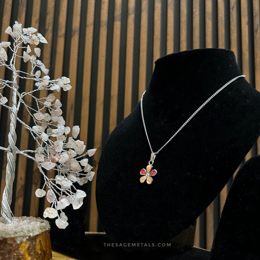 Floral Elegance Women’s Necklace